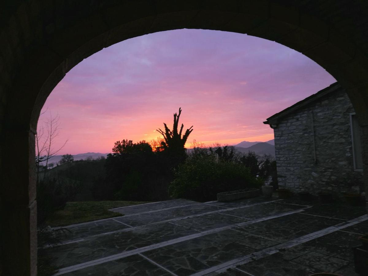 Agriturismo Del Frontino - Lo Studio Acqualagna Exterior photo